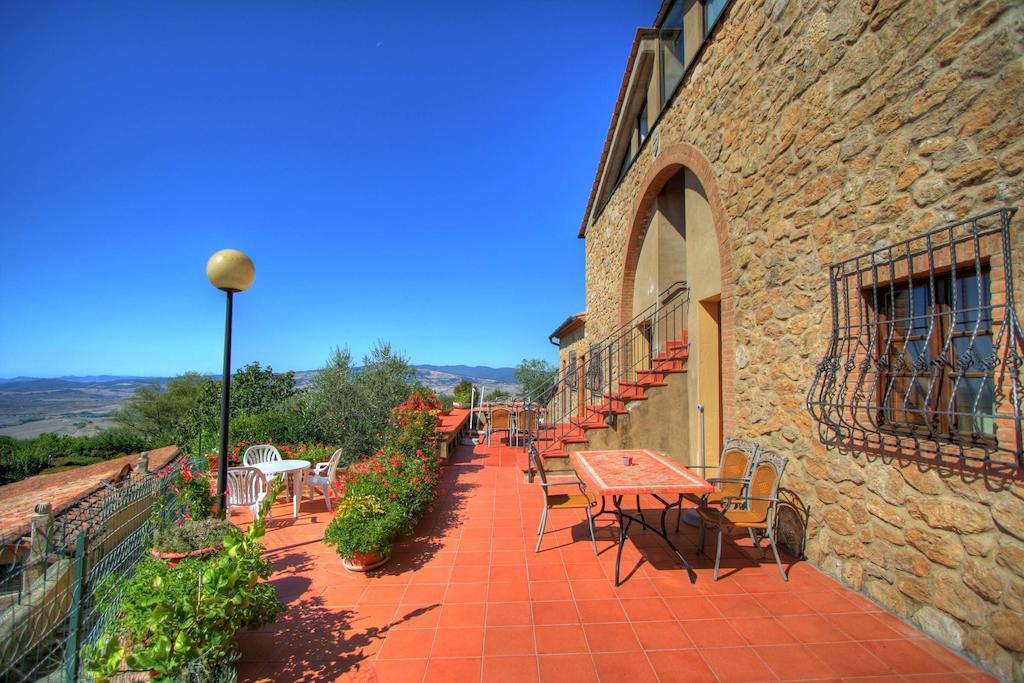 Hotel Residence Villa Rioddi فولتيرا المظهر الخارجي الصورة