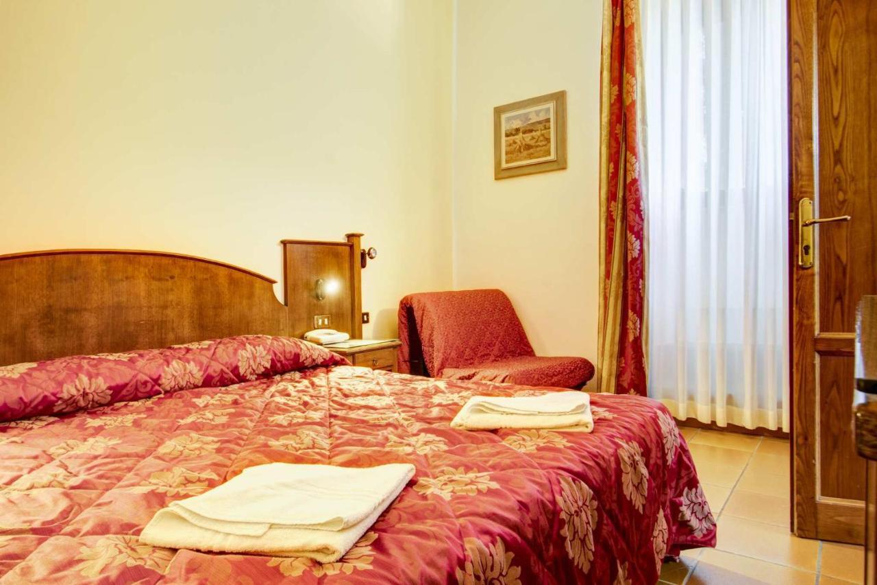 Hotel Residence Villa Rioddi فولتيرا المظهر الخارجي الصورة